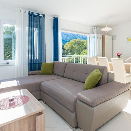 Apartment Mimoza 6, Baska, Krk Bagian luar foto