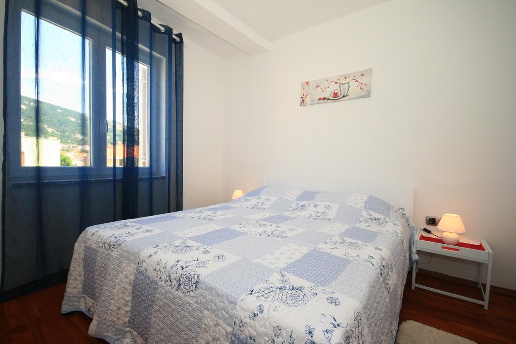 Apartment Mimoza 6, Baska, Krk Bagian luar foto